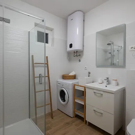 度假居 Pool House Ivana Private Pool & Garden - Happy Pridraga